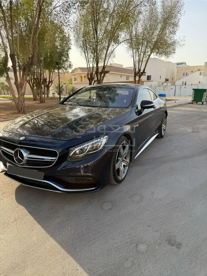 2015 مرسيدس - بنز إس 63 كوبيه