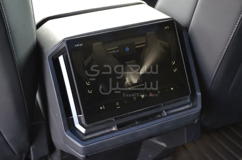 2024 Tesla cybertruck Foundation