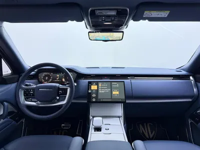 2025 Land Rover Range Rover SV Autobiography