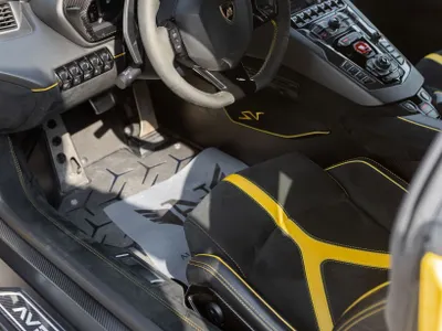 2016 Lamborghini Aventador SV