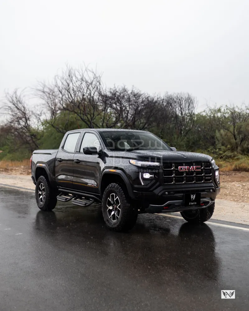 2025 GMC CANYON AT4