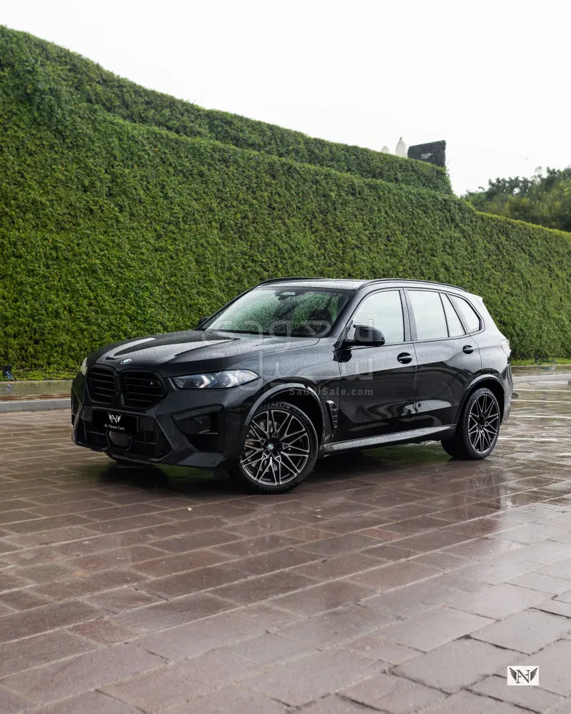 2023 بي ام دبليو الفئة اكس 5 إم كومبيتيشن