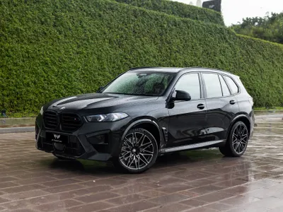 2023 بي ام دبليو الفئة اكس 5 إم كومبيتيشن