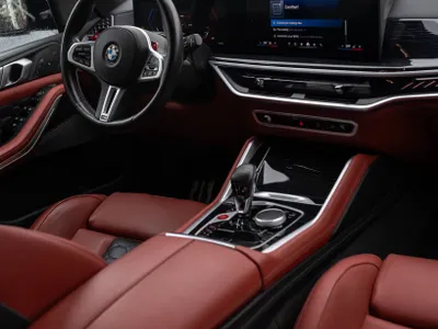 2023 بي ام دبليو الفئة اكس 5 إم كومبيتيشن