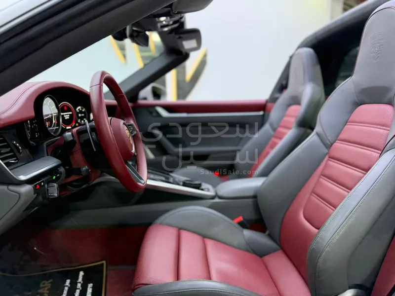 2021 Porsche 911 Targa 4S