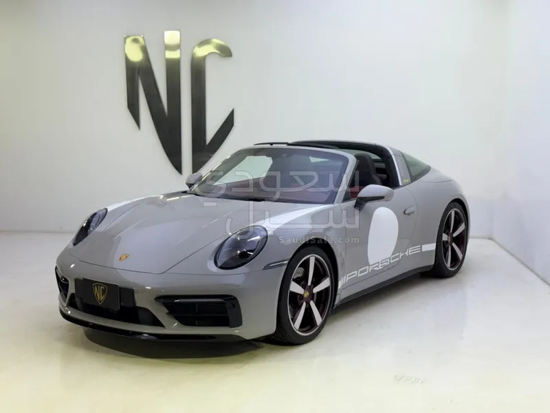 2021 Porsche 911 Targa 4S