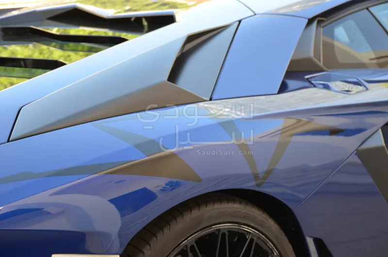 2016 Lamborghini Aventador SV