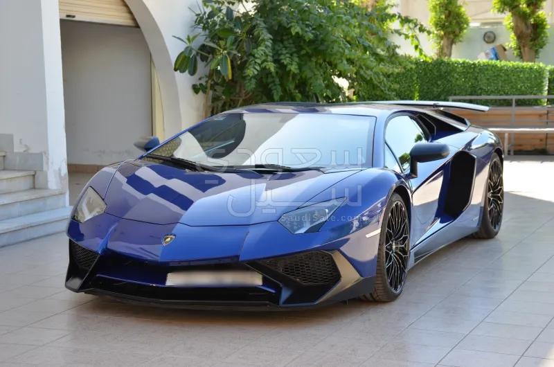 2016 Lamborghini Aventador SV