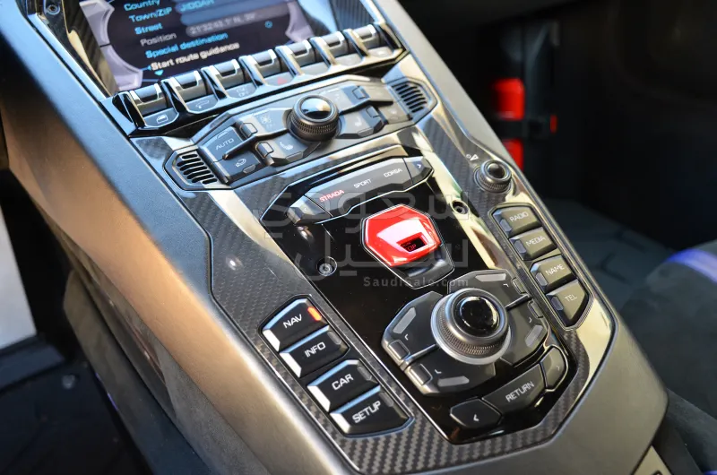 2016 Lamborghini Aventador SV