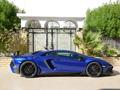 2016 Lamborghini Aventador SV