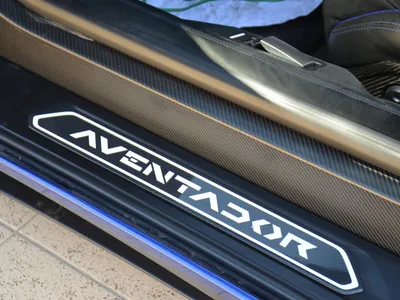 2016 Lamborghini Aventador SV