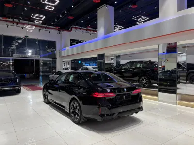 2026 BMW 5 Series 520i Mkit