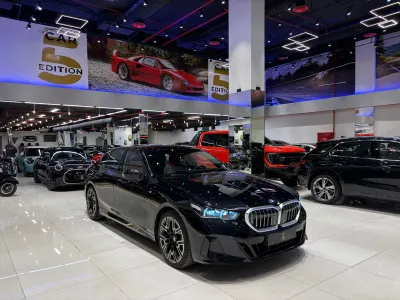 2026 BMW 5 Series 520i Mkit