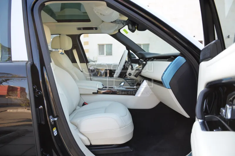 2025 Land Rover Range Rover Autobiography