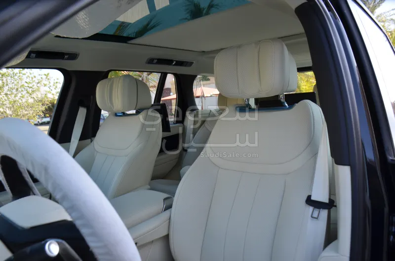 2025 Land Rover Range Rover Autobiography