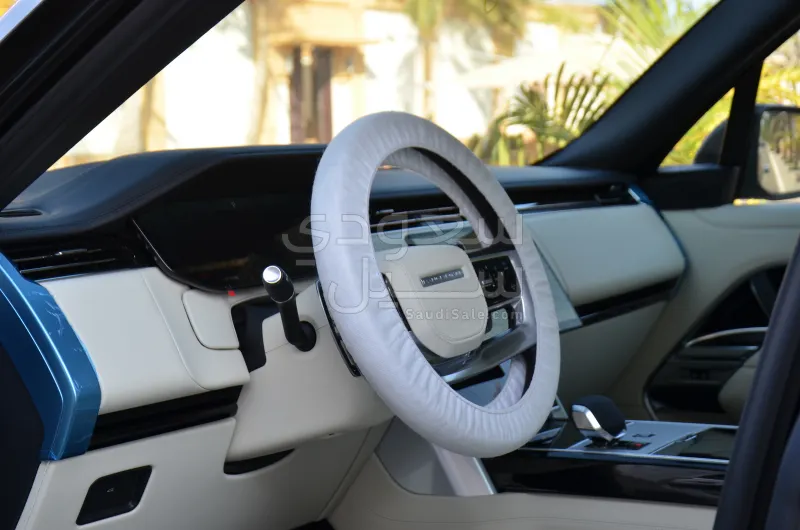 2025 Land Rover Range Rover Autobiography