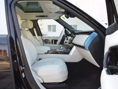 2025 Land Rover Range Rover Autobiography