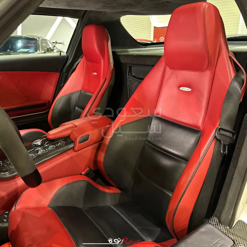 2011 مرسيدس - بنز إس إل إس