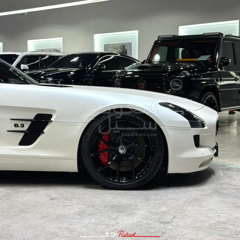 2011 مرسيدس - بنز إس إل إس