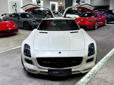 2011 مرسيدس - بنز إس إل إس