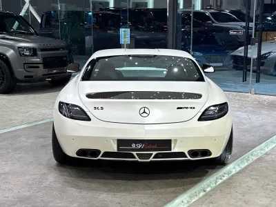 2011 مرسيدس - بنز إس إل إس