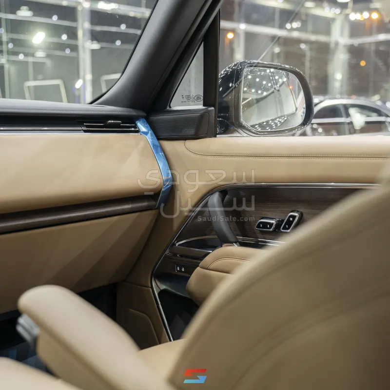 2025 لاند روفر رينج روفر اتش اس اي