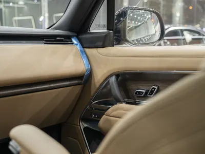 2025 لاند روفر رينج روفر اتش اس اي