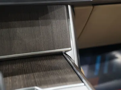 2025 لاند روفر رينج روفر اتش اس اي