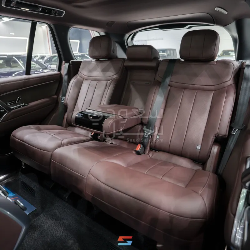 2025 لاند روفر رينج روفر اتش اس اي