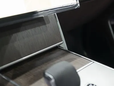 2025 لاند روفر رينج روفر اتش اس اي