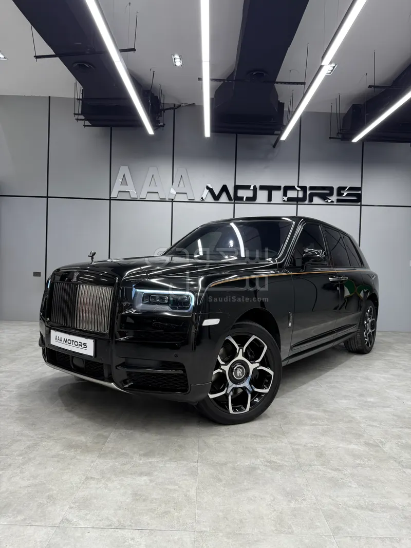 2021 رولز رويس كولينان بلاك بادج