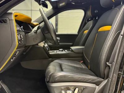 2021 رولز رويس كولينان بلاك بادج