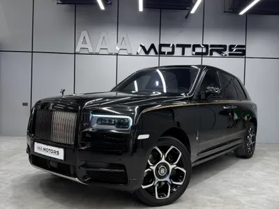 2021 رولز رويس كولينان بلاك بادج