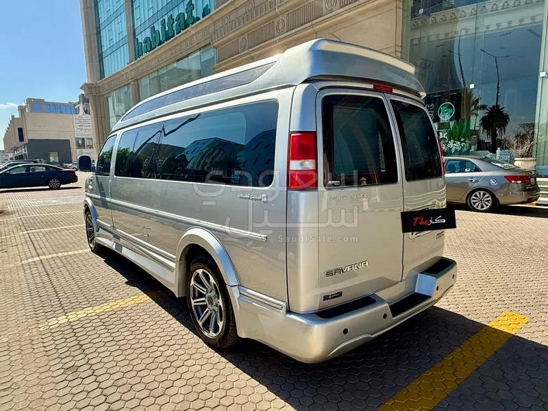 2018 جي ام سي سفانا