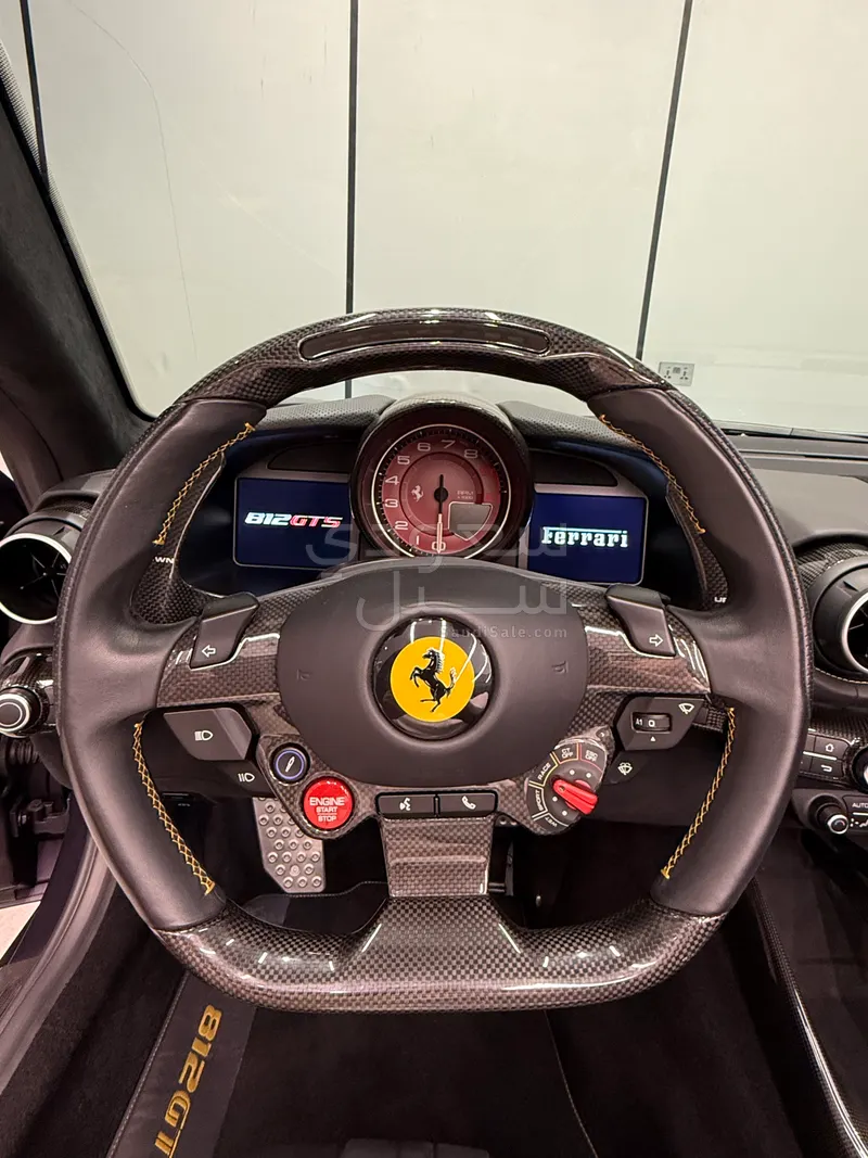 2022 فيراري 812 جي تي اس