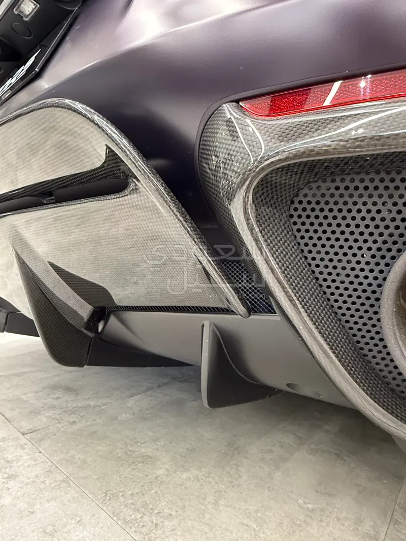 2022 فيراري 812 جي تي اس