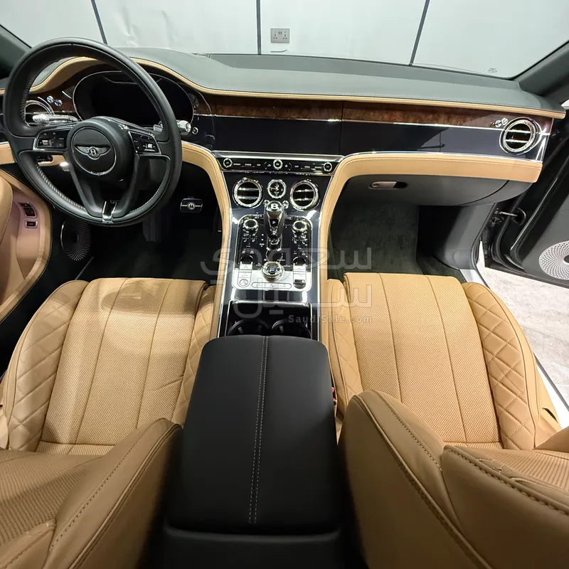 2020 بنتلي كونتيننتل جي تي