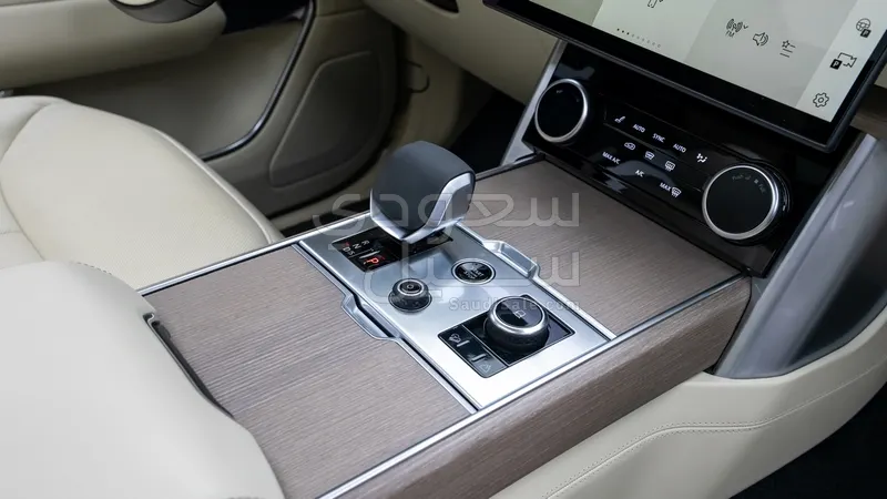 2023 لاند روفر رينج روفر فيرست اديشن