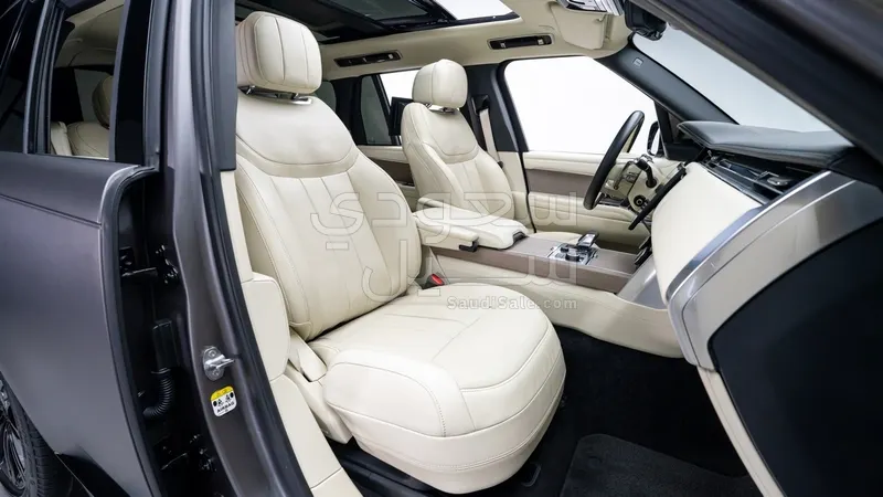 2023 لاند روفر رينج روفر فيرست اديشن