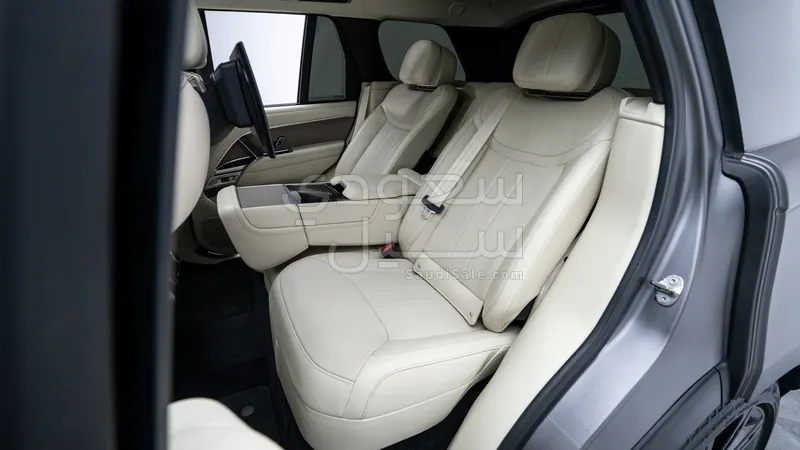 2023 لاند روفر رينج روفر فيرست اديشن