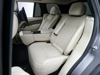 2023 لاند روفر رينج روفر فيرست اديشن