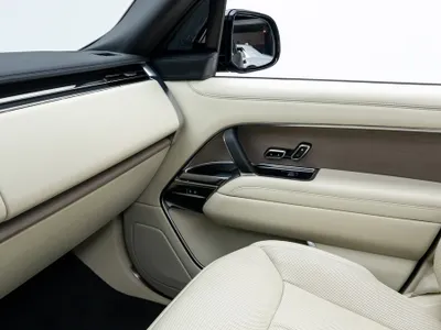 2023 لاند روفر رينج روفر فيرست اديشن