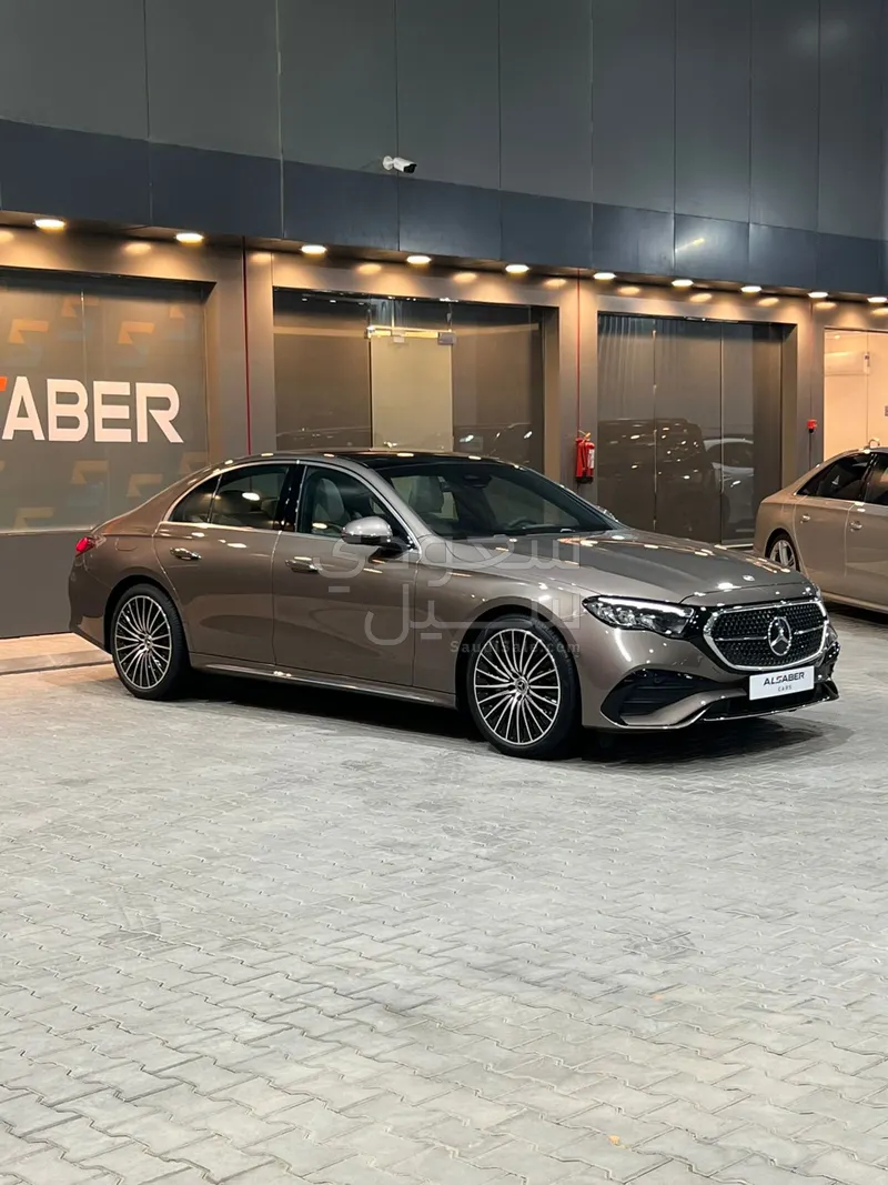 2026 Mercedes-Benz E 200