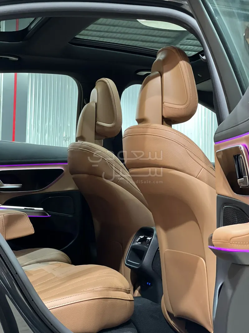 2026 Mercedes-Benz E 200