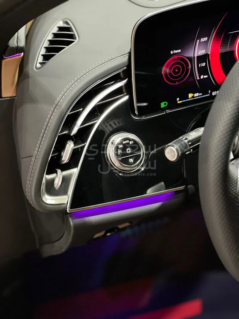 2026 Mercedes-Benz E 200