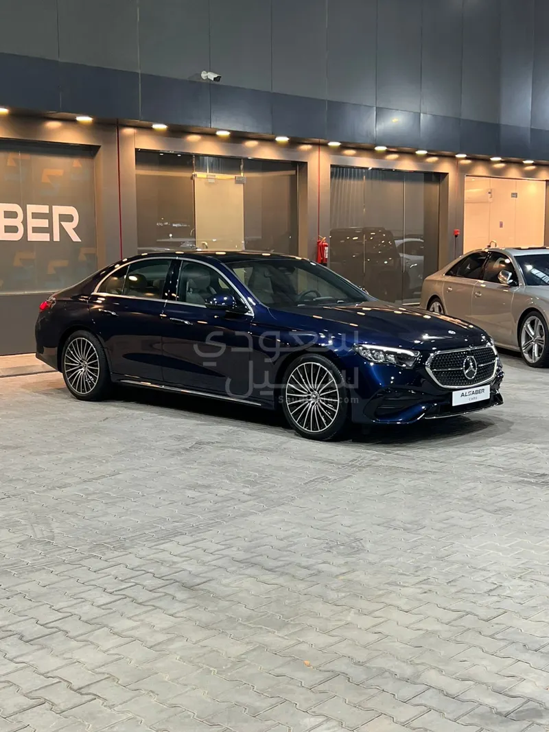 2026 Mercedes-Benz E 200