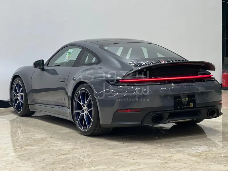 2025 Porsche 911 Carrera T