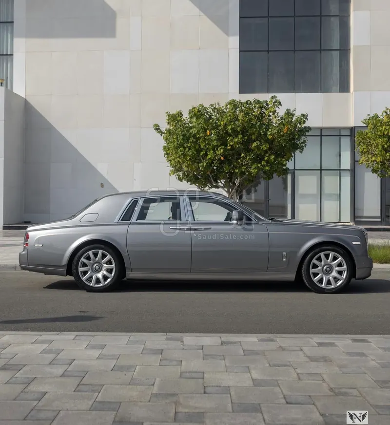 2015 رولز رويس فانتوم