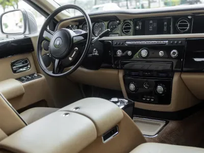 2015 رولز رويس فانتوم