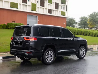2024 Toyota Land Cruiser GXR